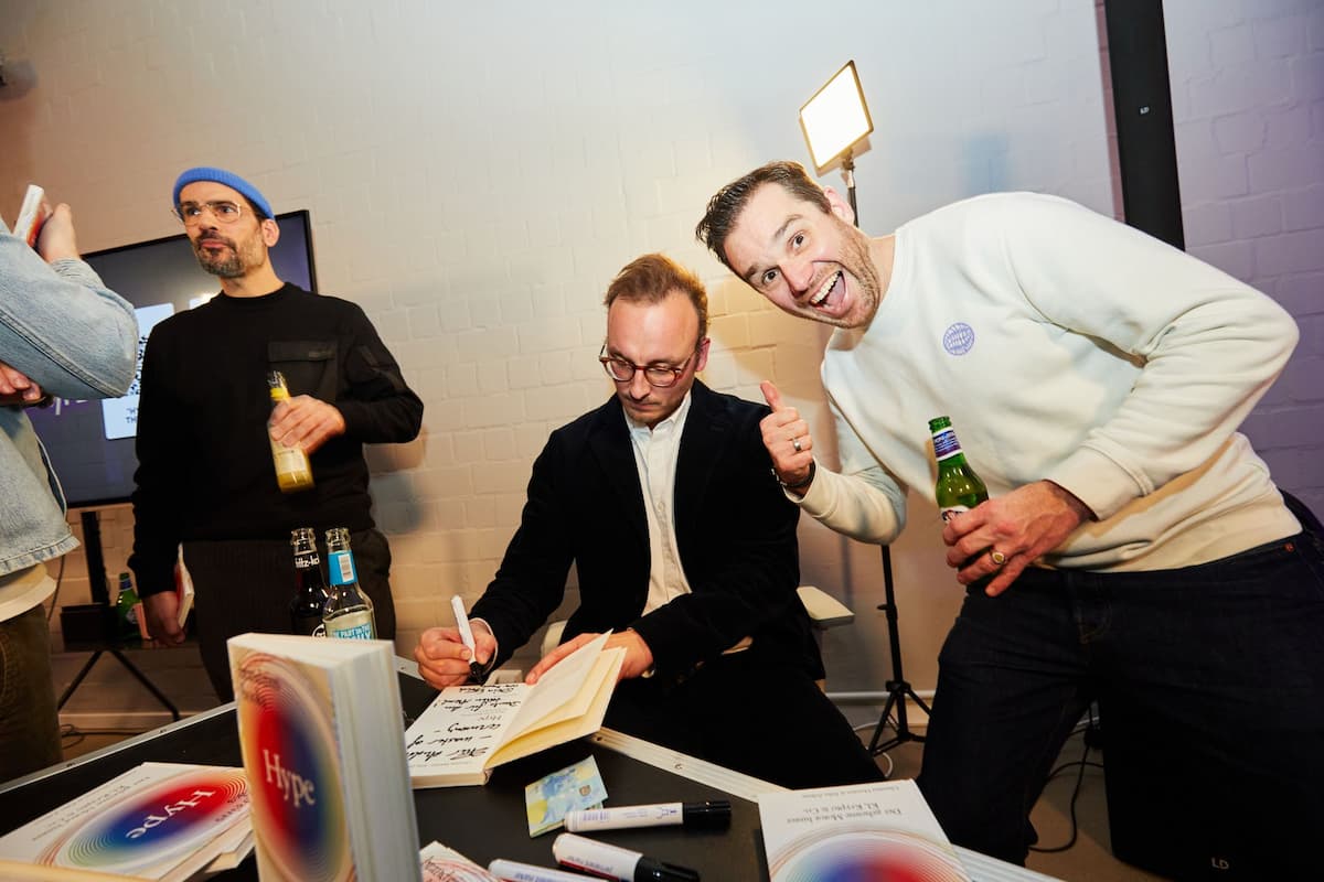 digitalagentur Hamburg curious company curious about Hype