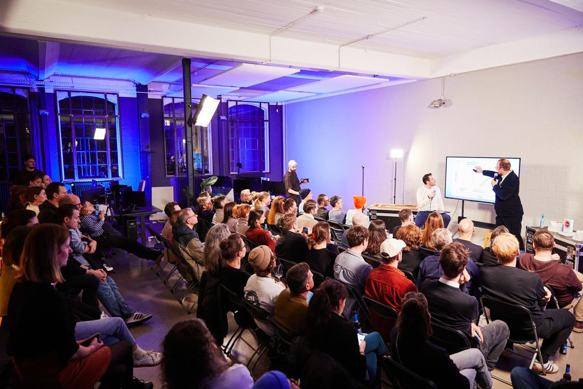 digitalagentur Hamburg curious company curious about Hype